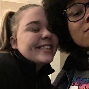 Meet your Posher, Anecia